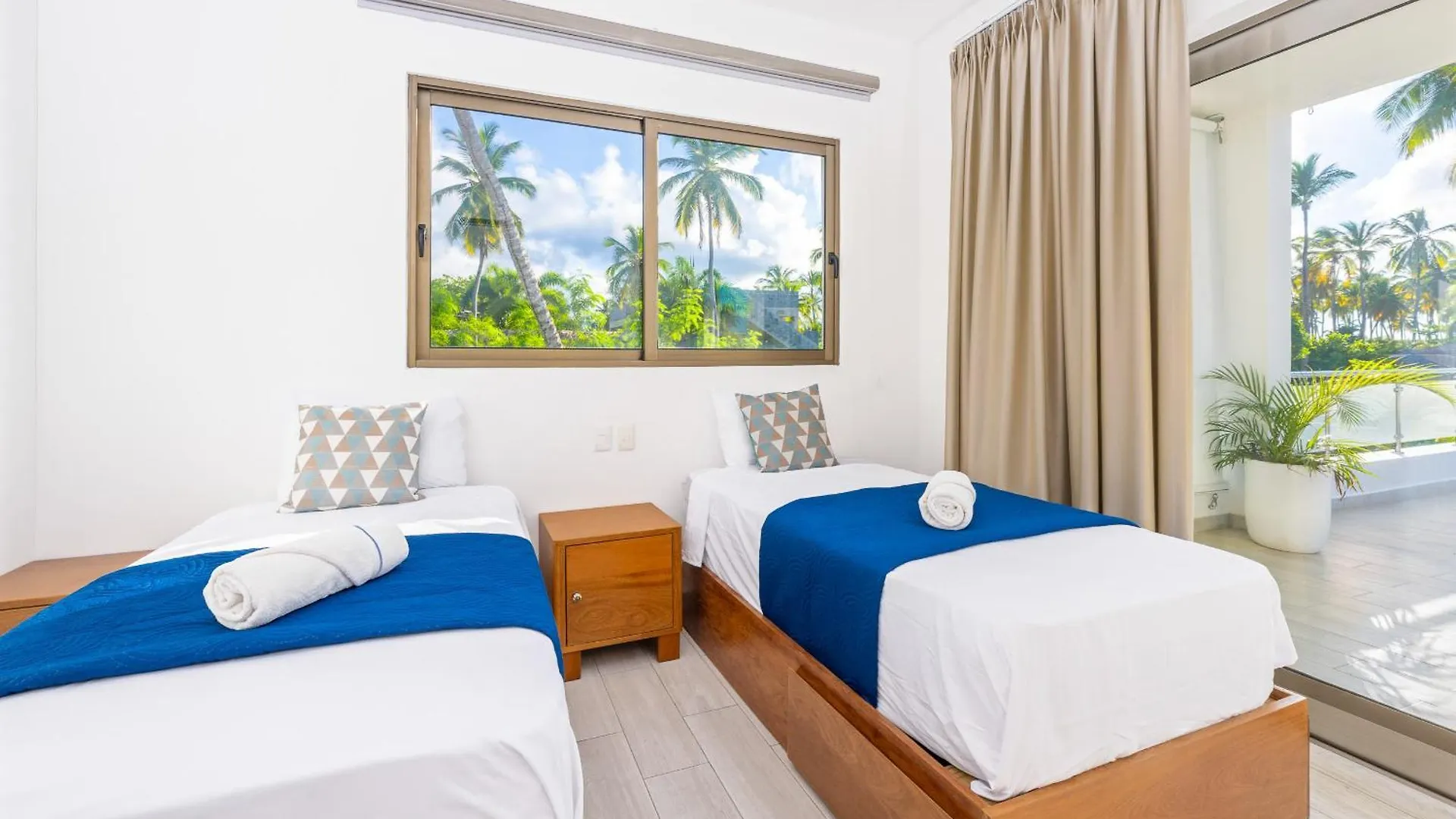 Villa Calma, Luxury For Big Groups At The Beach With Large Pool ラス・テレナス 0*,  ドミニカ共和国